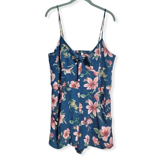 Xhilation floral romper  - Picture 1 of 9